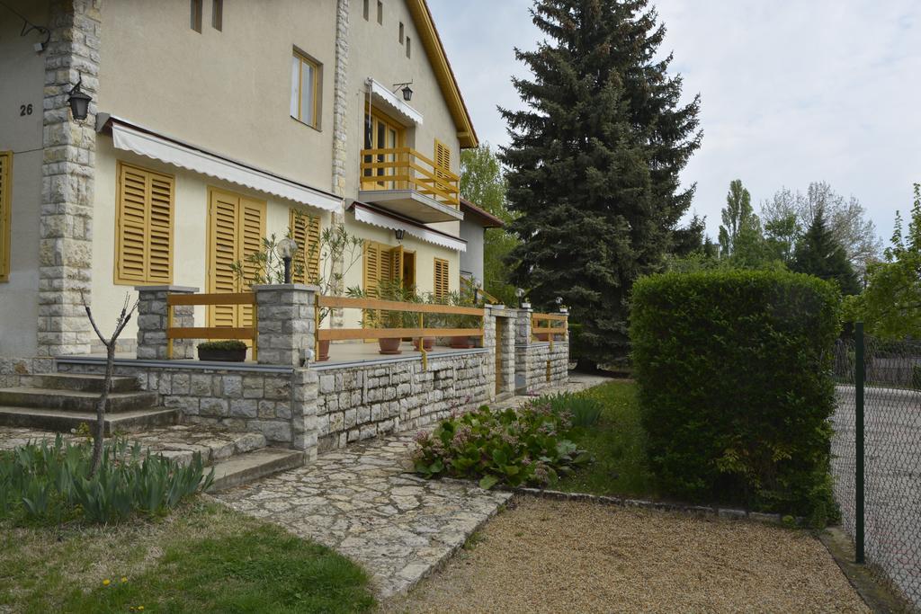 Soos Apartman Balatonfüred Buitenkant foto